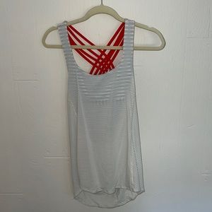 Lululemon workout tank with built in bra. Size 4.